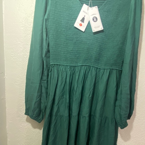 NWT Zesica Dress Size Large - Picture 3 of 8